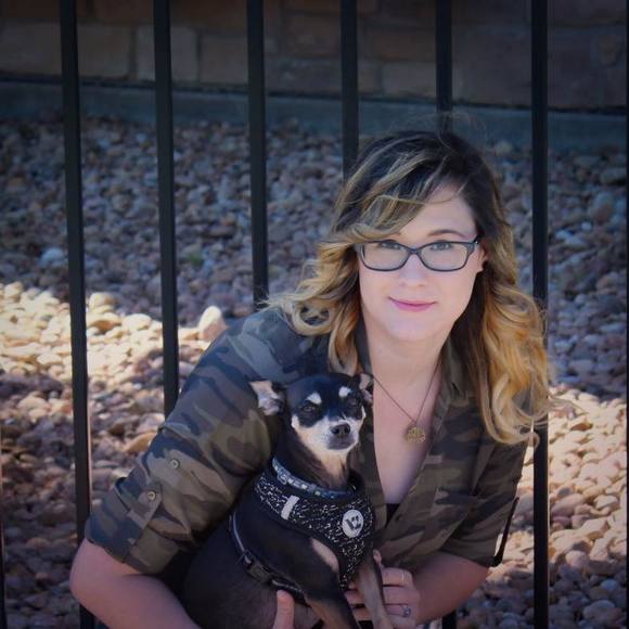 Meet your Posher, Selene - Picture 1 of 1